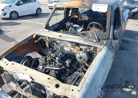 1999 Ford Ranger Xl/Xlt from USA, damaged, VIN 1FTYR14V4XPA78352